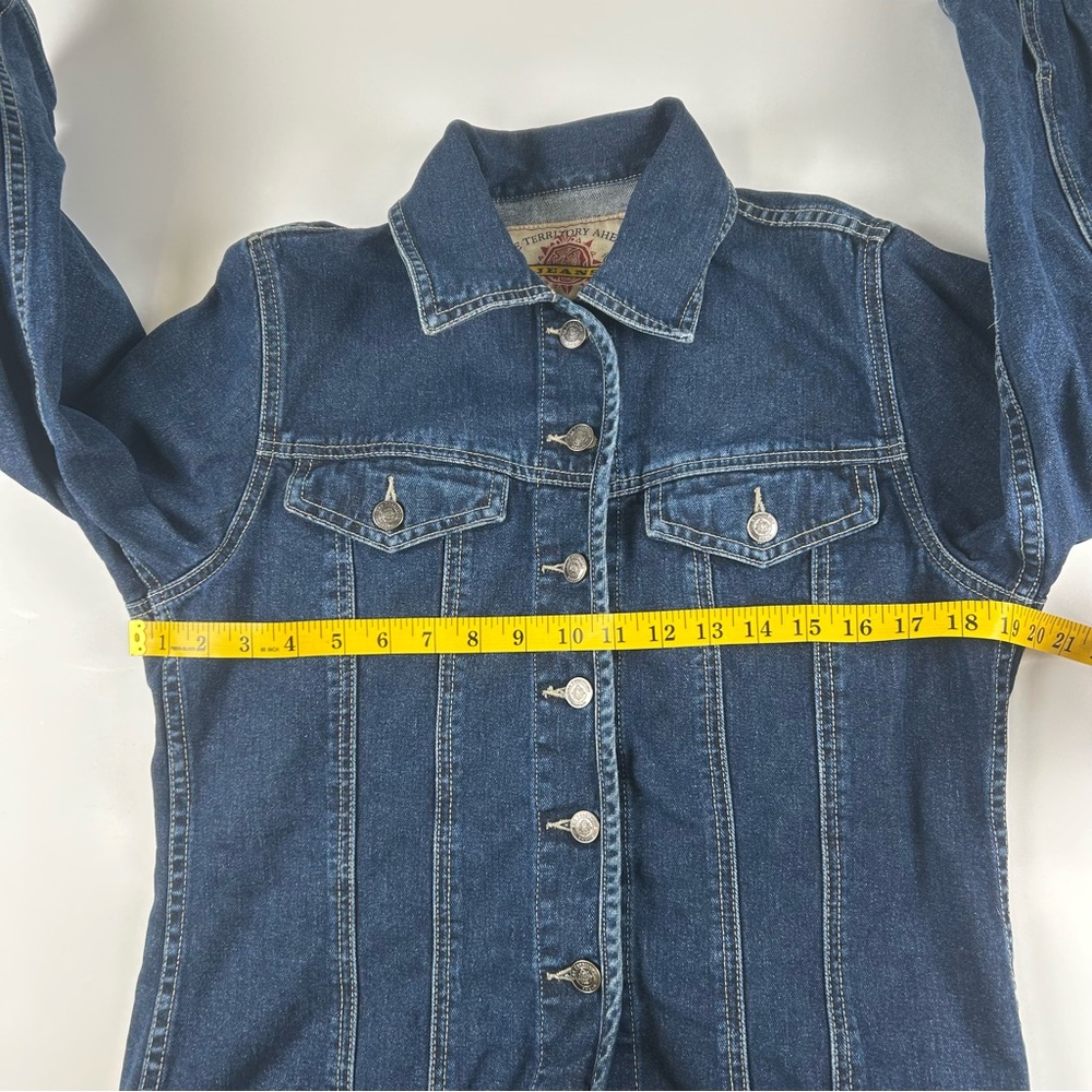 The Territory Ahead WMNS M Button Front Blue Denim Jacket VTG Trucker Style - Picture 5 of 7
